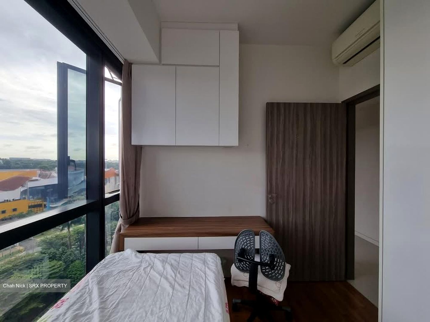 Sky Vue (D20), Condominium #561251221